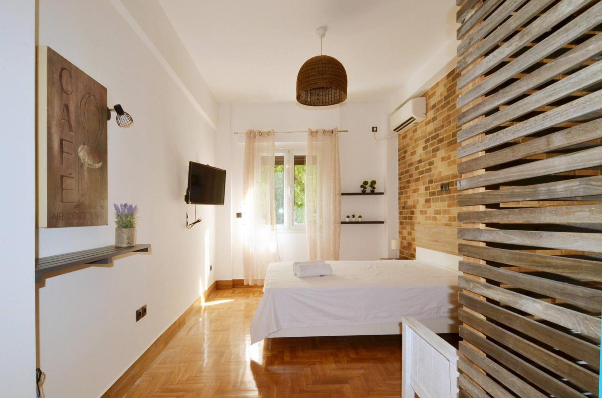 A Modern Rustic Cosy Apartment At The Foot Of Mount Lycabettus Atena Exterior foto