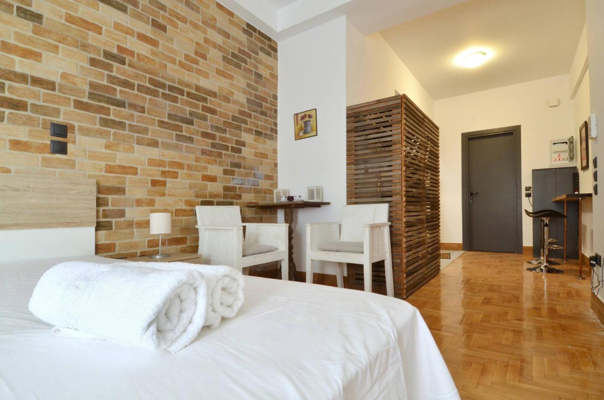 A Modern Rustic Cosy Apartment At The Foot Of Mount Lycabettus Atena Exterior foto