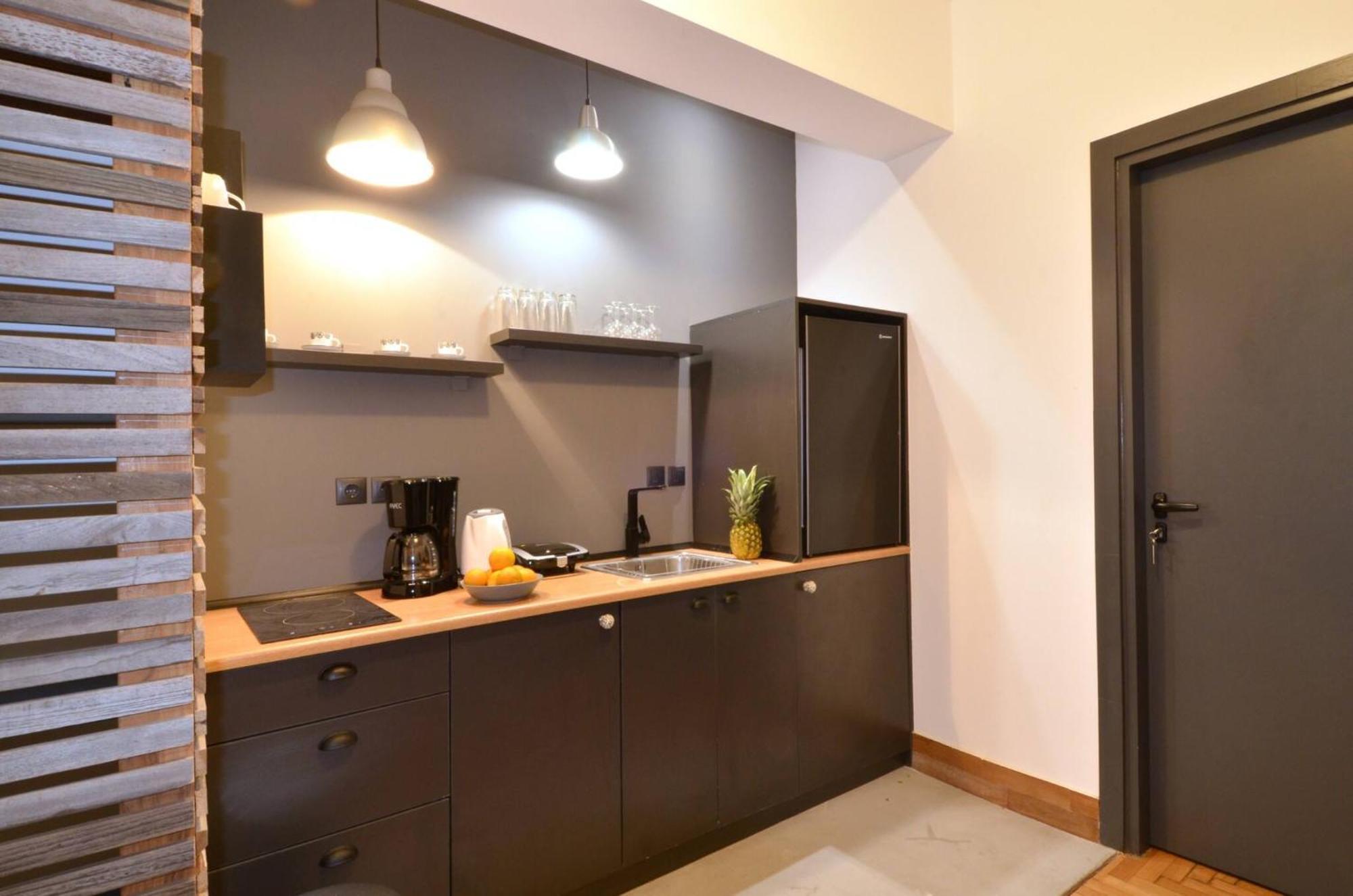 A Modern Rustic Cosy Apartment At The Foot Of Mount Lycabettus Atena Exterior foto